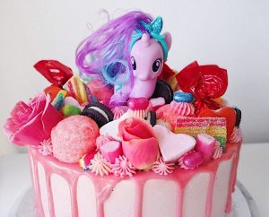 zoet taart verjaardag roze snoep